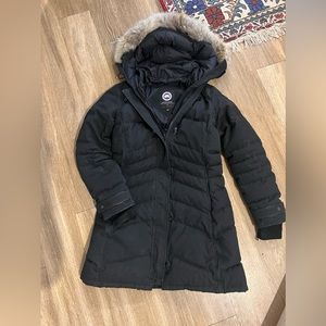 Canada Goose Womens Long Down Coat